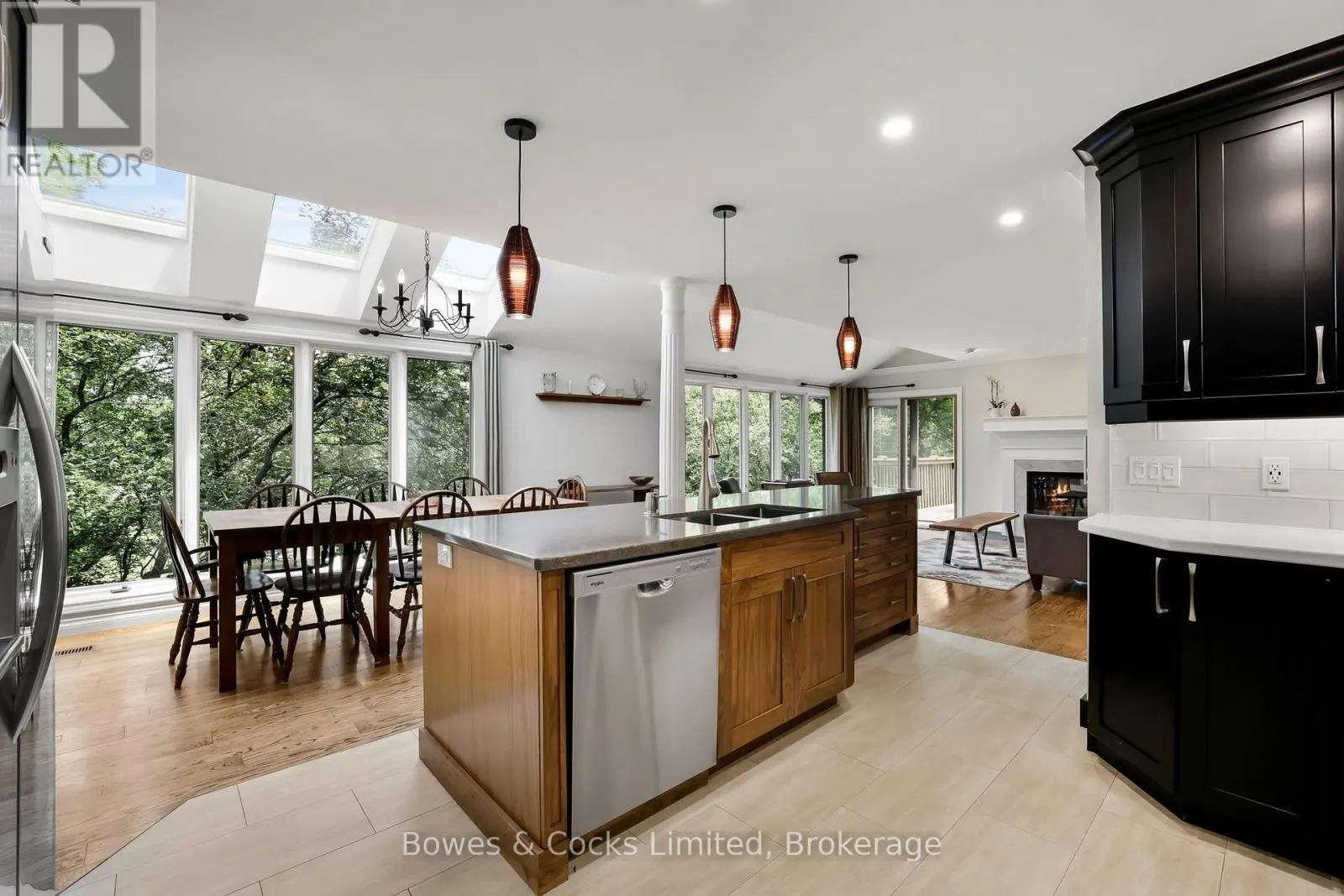 3255 POLLARD ROAD