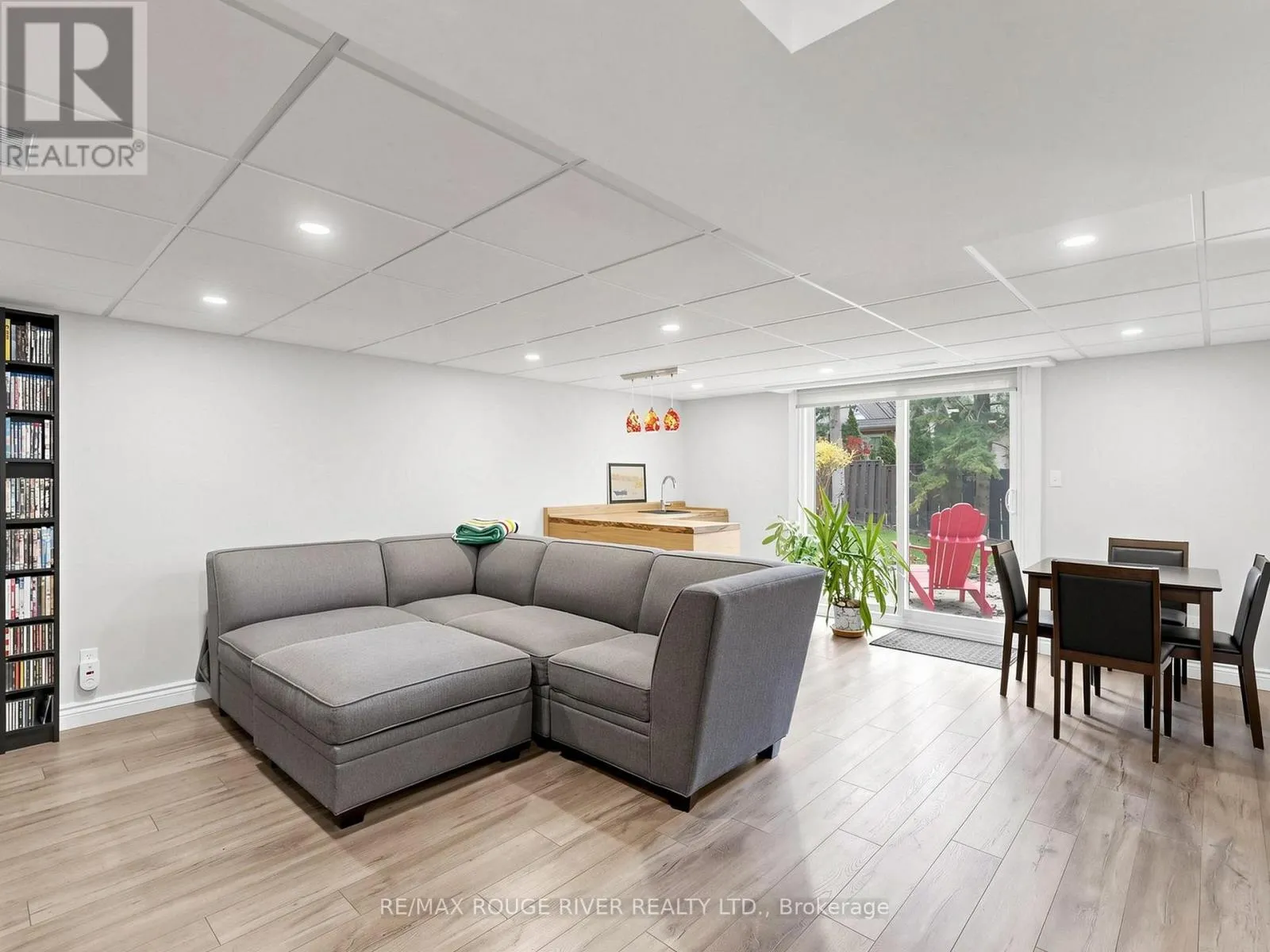 1739 ADA COURT