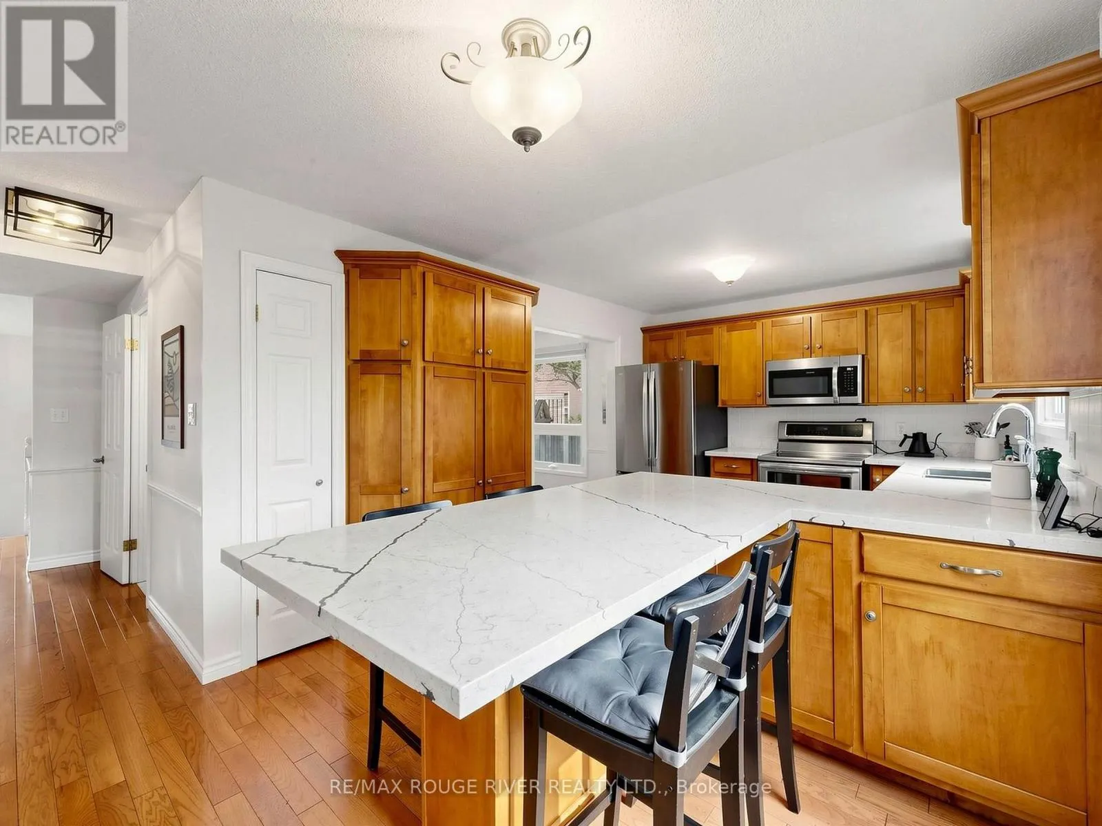 1739 ADA COURT