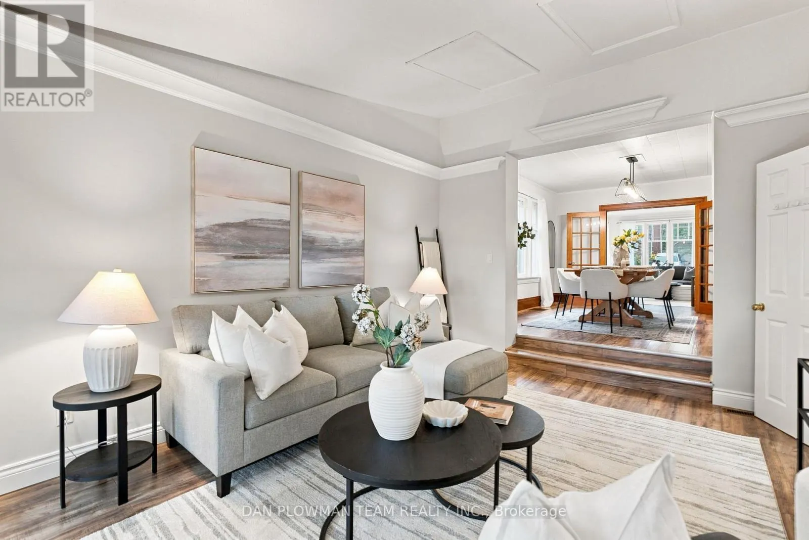 307 WILLIAM STREET E