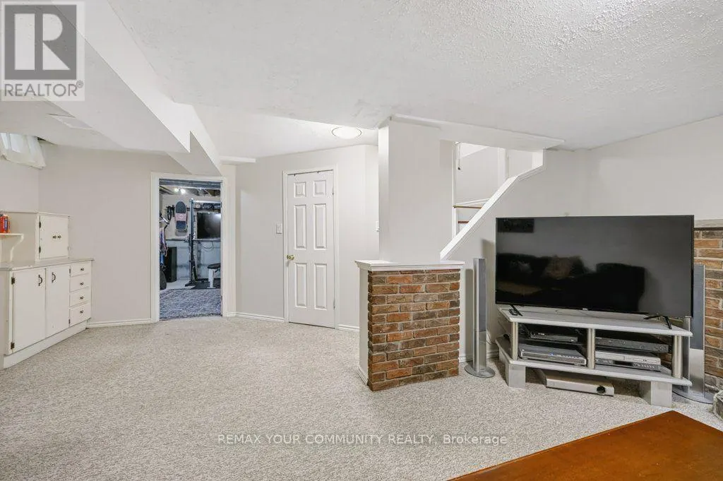 30 RADFORD DRIVE