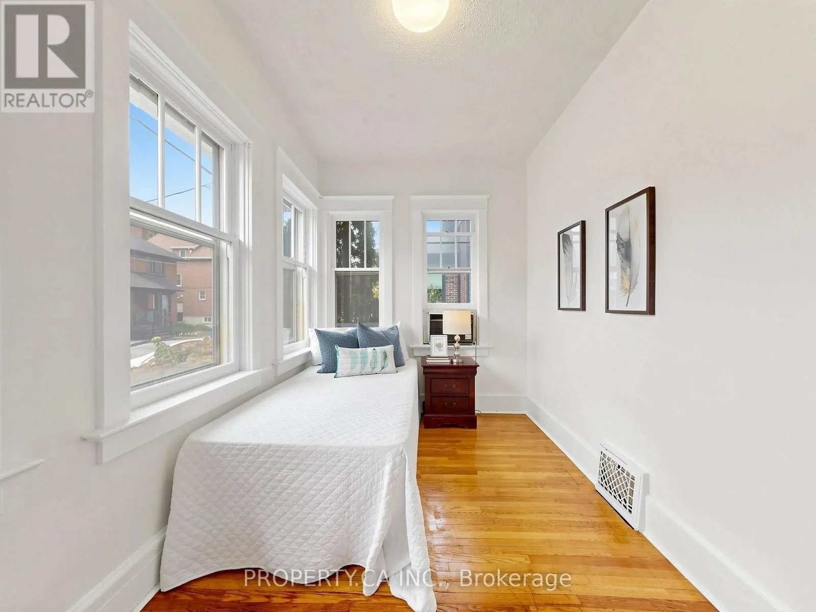 205 DEARBORN AVENUE