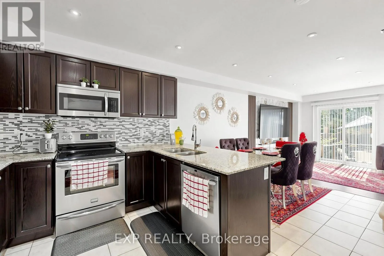 85 SIDNEY RUNDLE AVENUE
