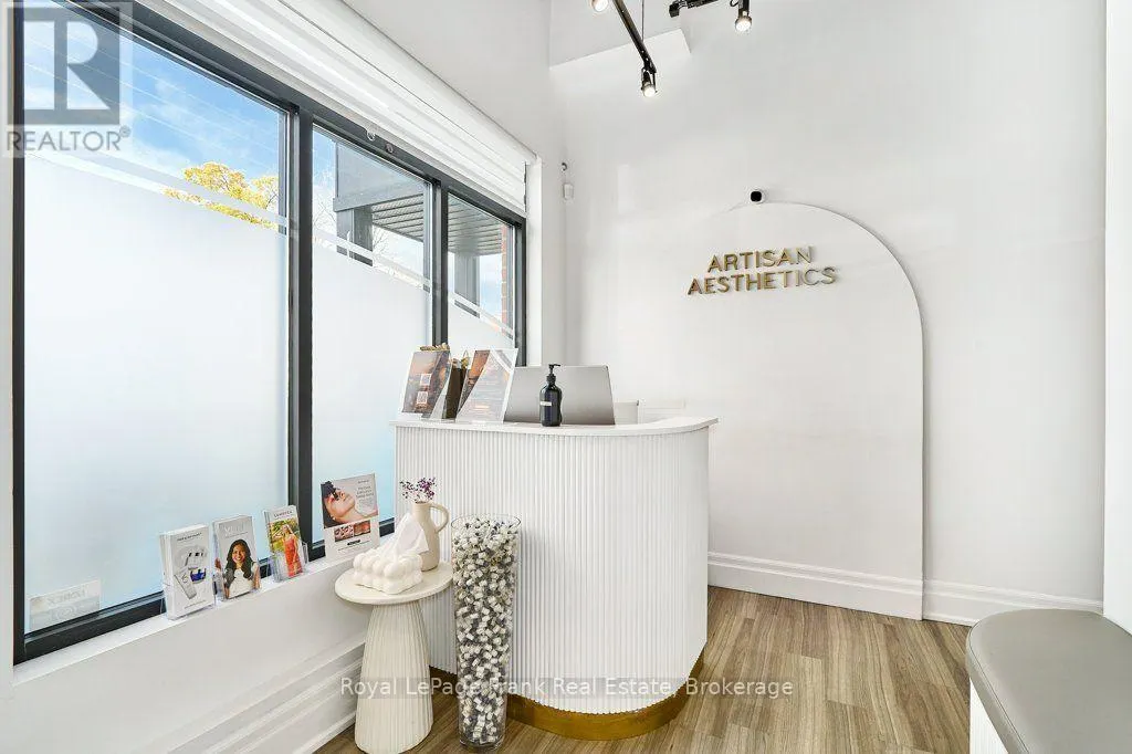 110 - 17 BALDWIN STREET N #110