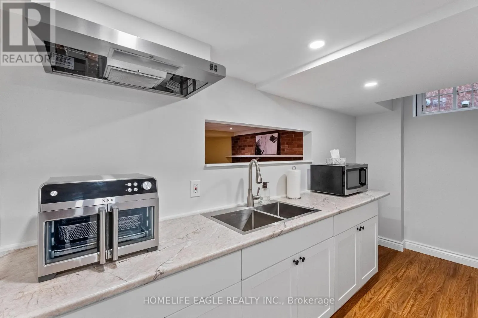 82 ROBERSON DRIVE