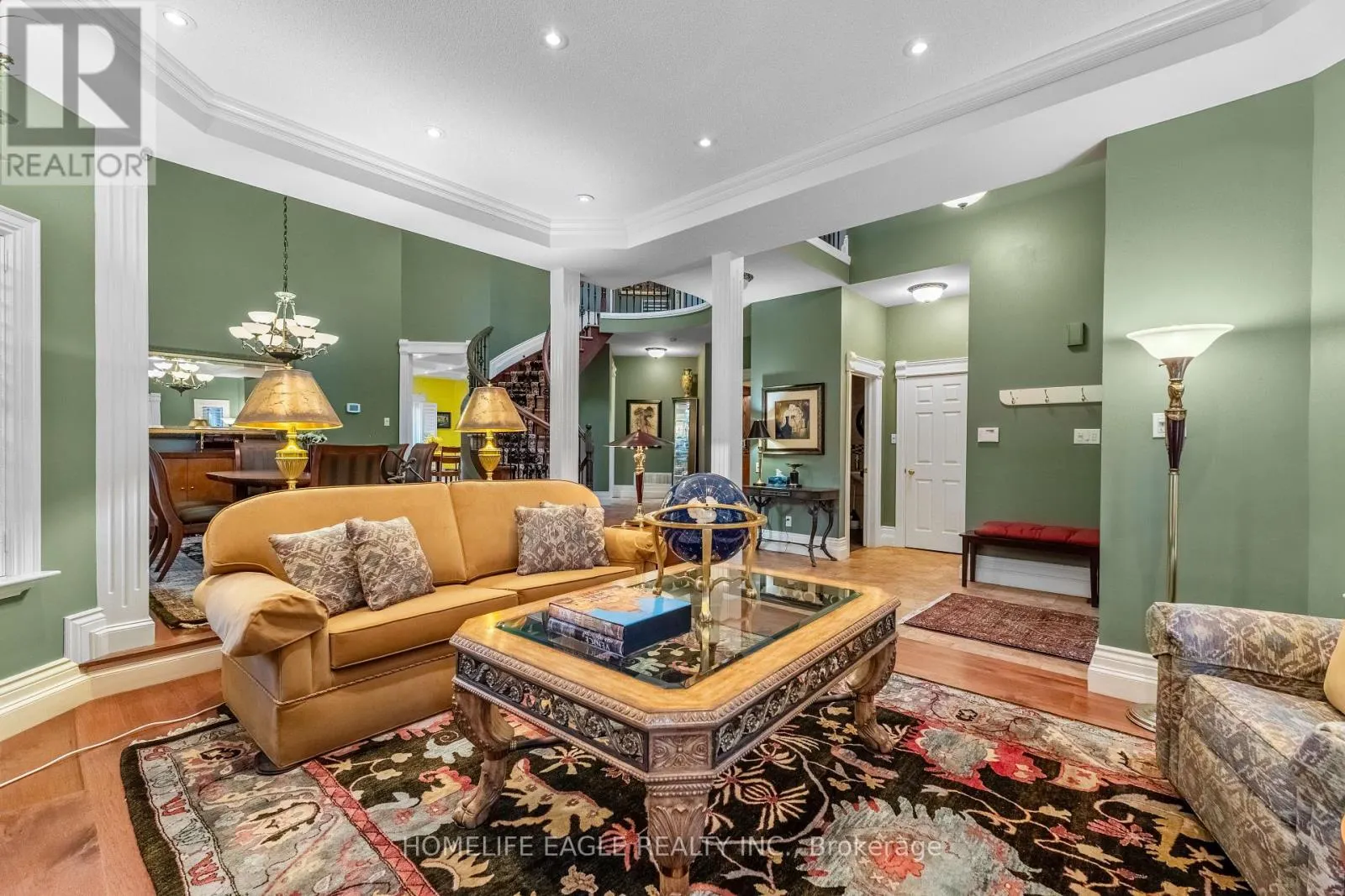 82 ROBERSON DRIVE