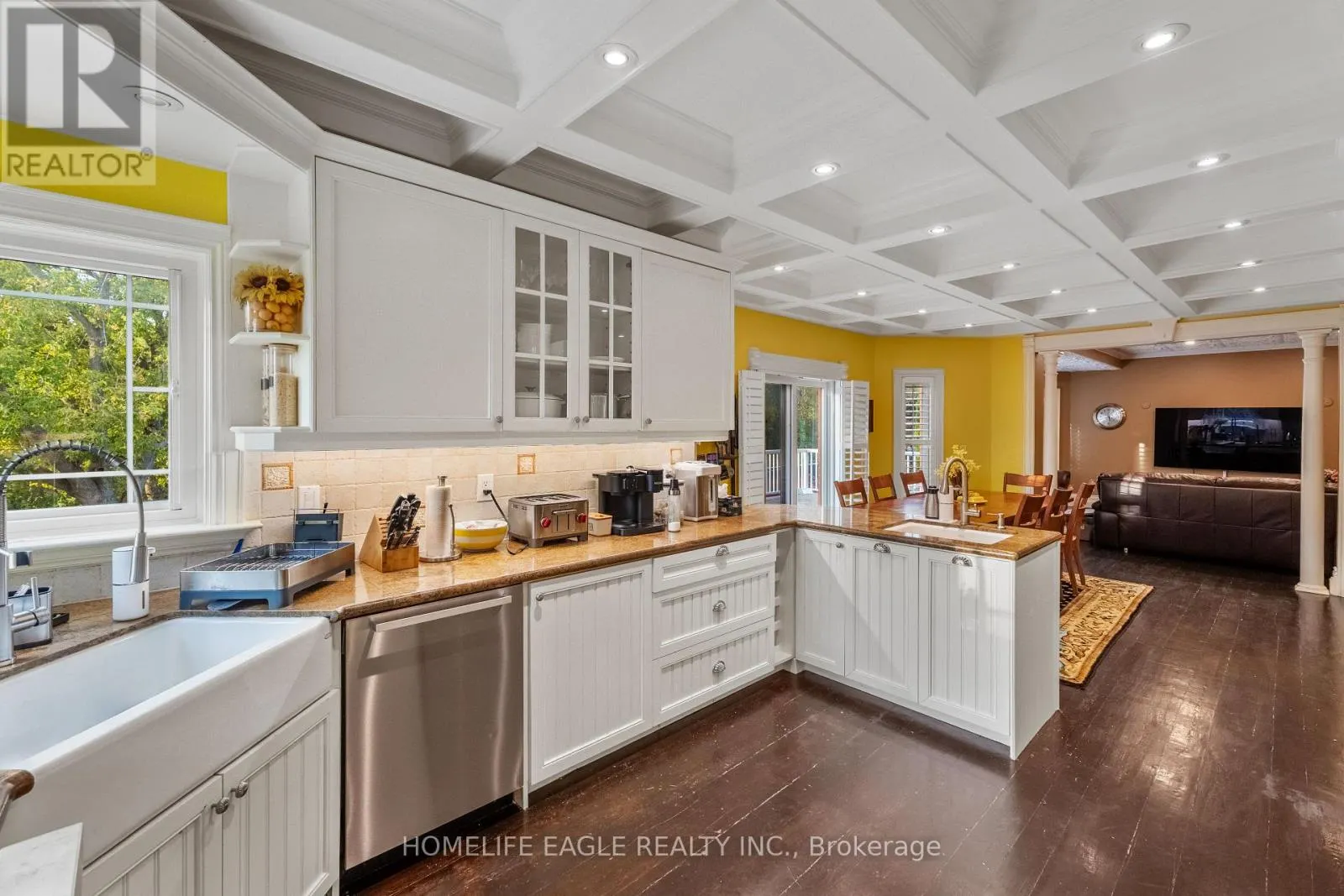 82 ROBERSON DRIVE