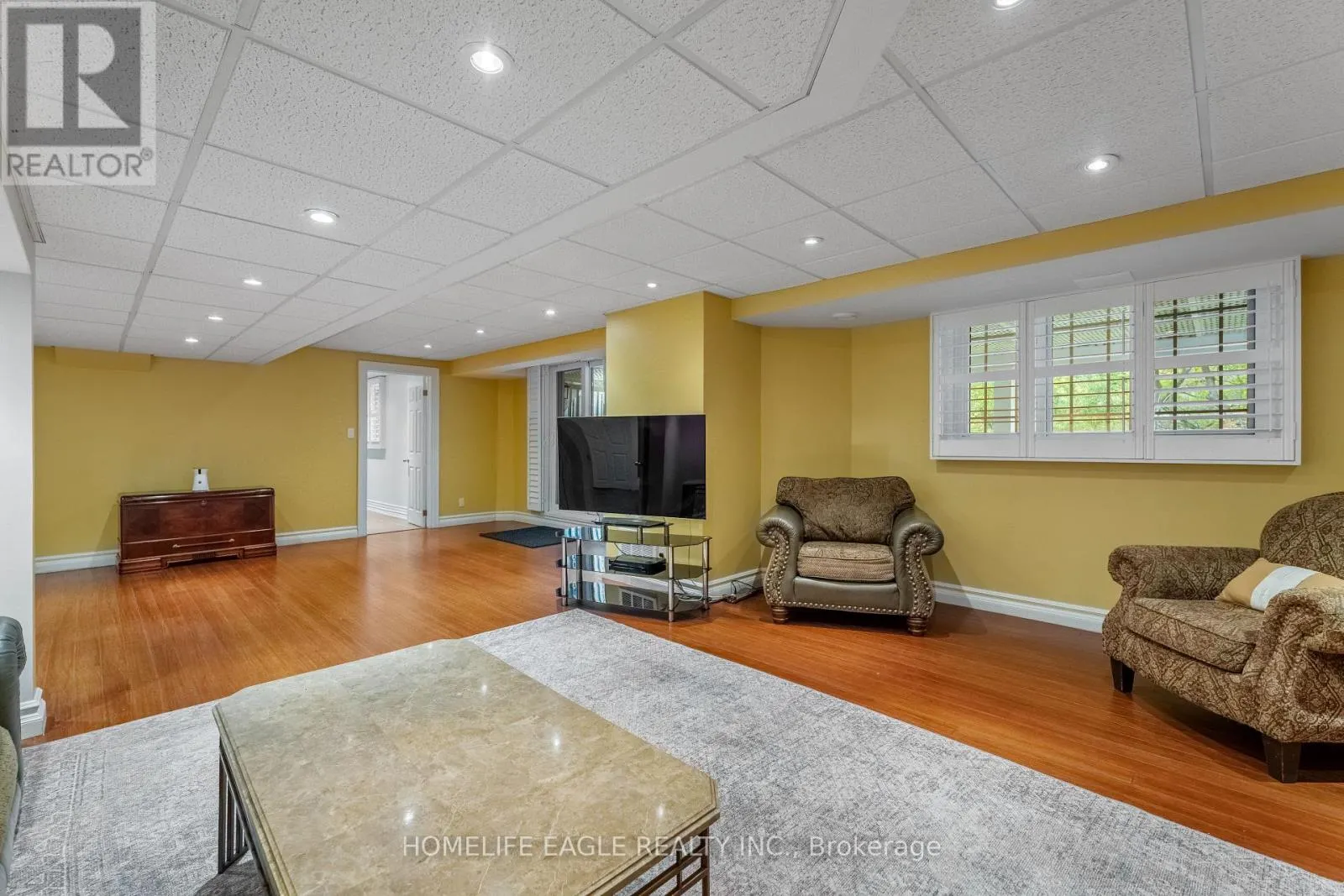 82 ROBERSON DRIVE