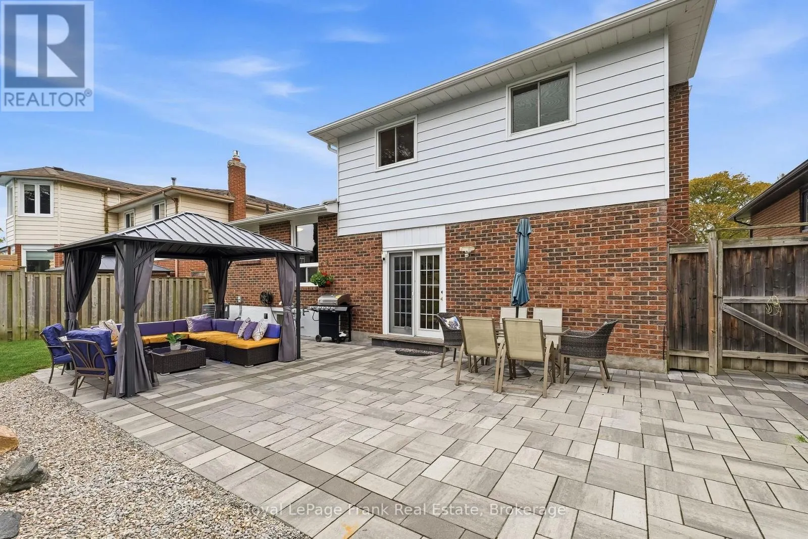 15 HILLIER STREET