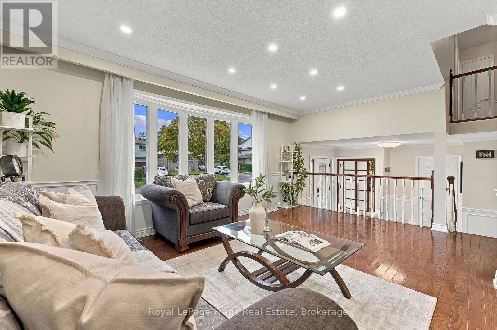 15 HILLIER STREET
