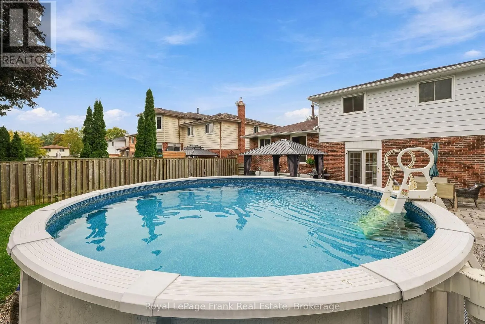 15 HILLIER STREET