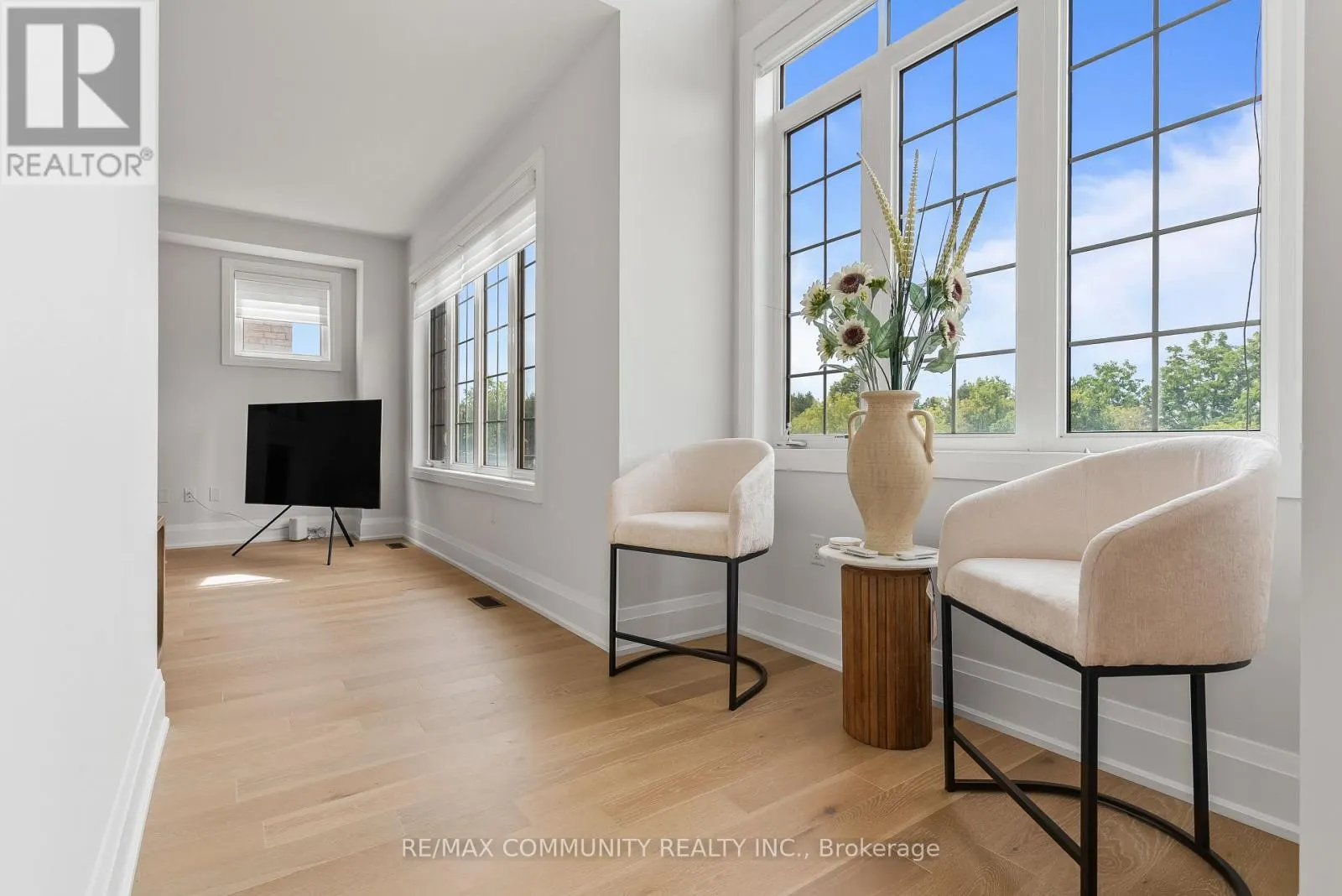 2511 FLORENTINE PLACE