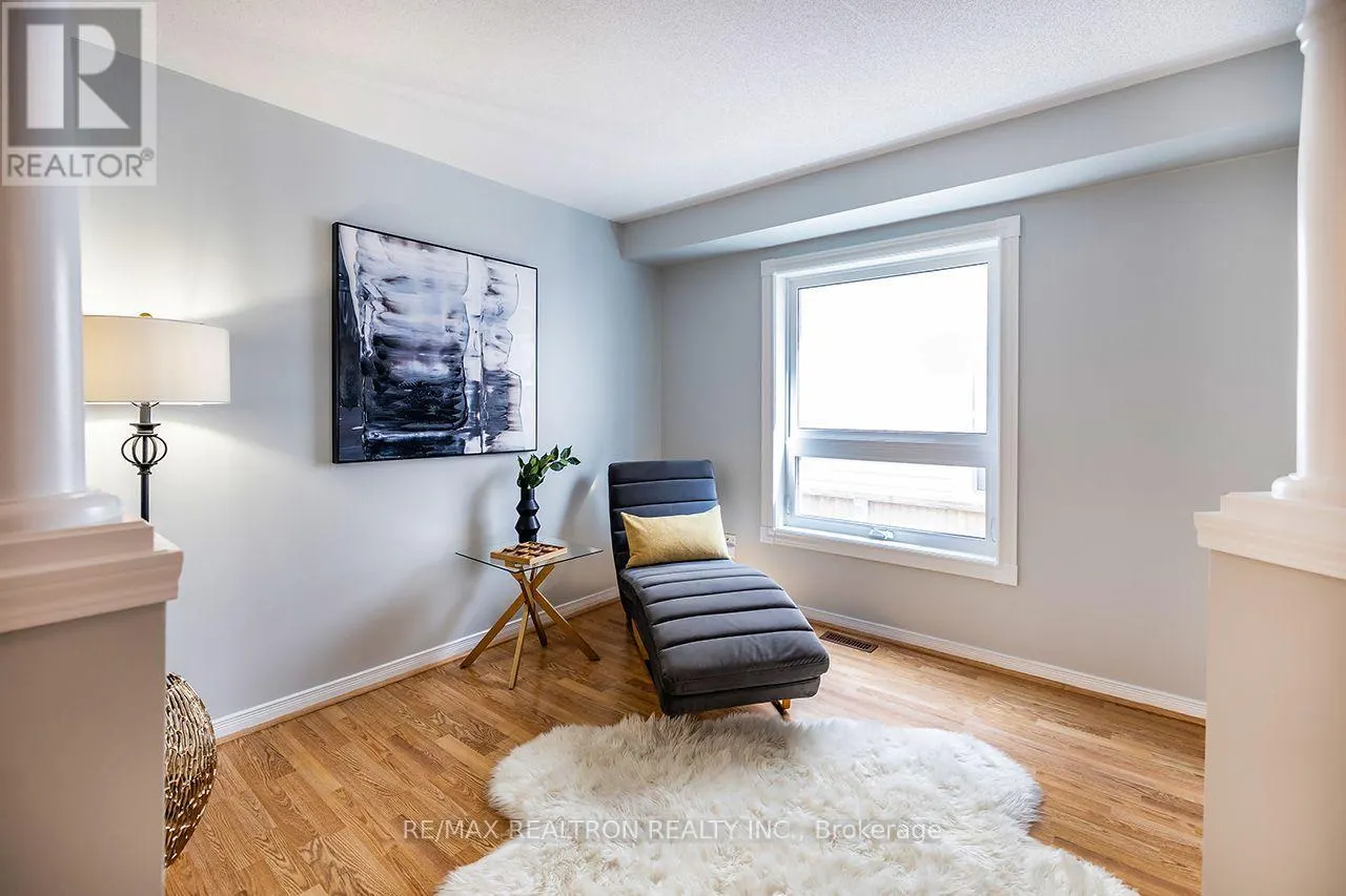 82 BEACHGROVE CRESCENT