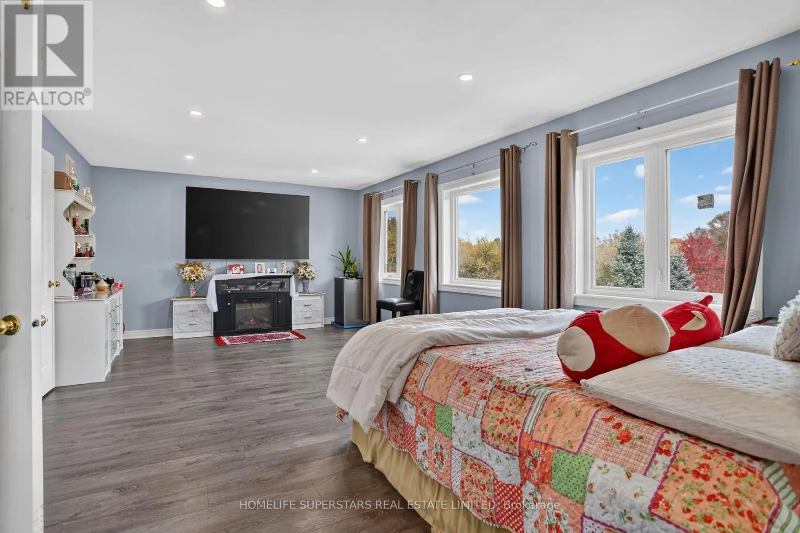 29 WESTACOTT CRESCENT