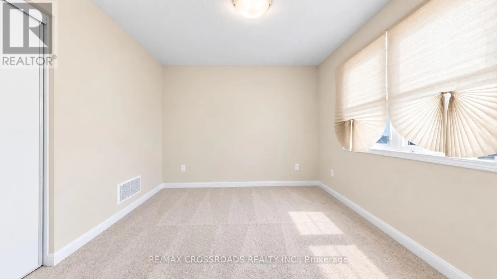 1754 HAYDEN LANE