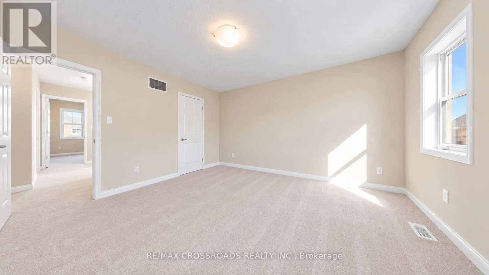 1754 HAYDEN LANE