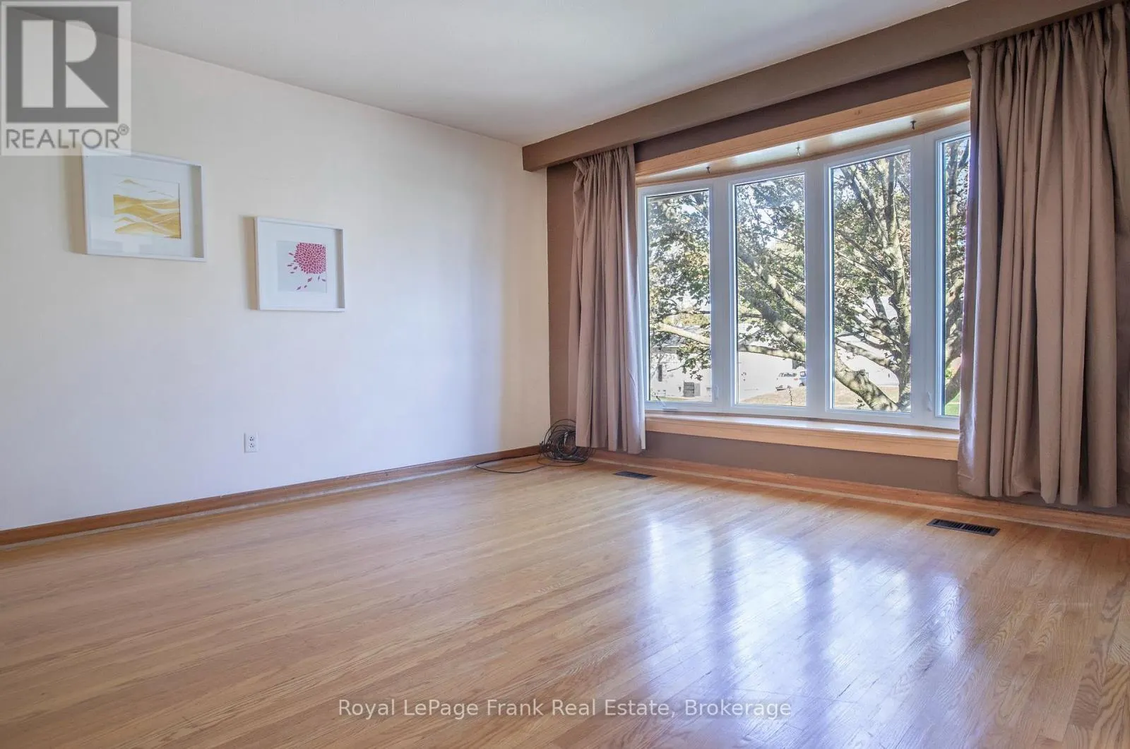 1014 MCCULLOUGH DRIVE