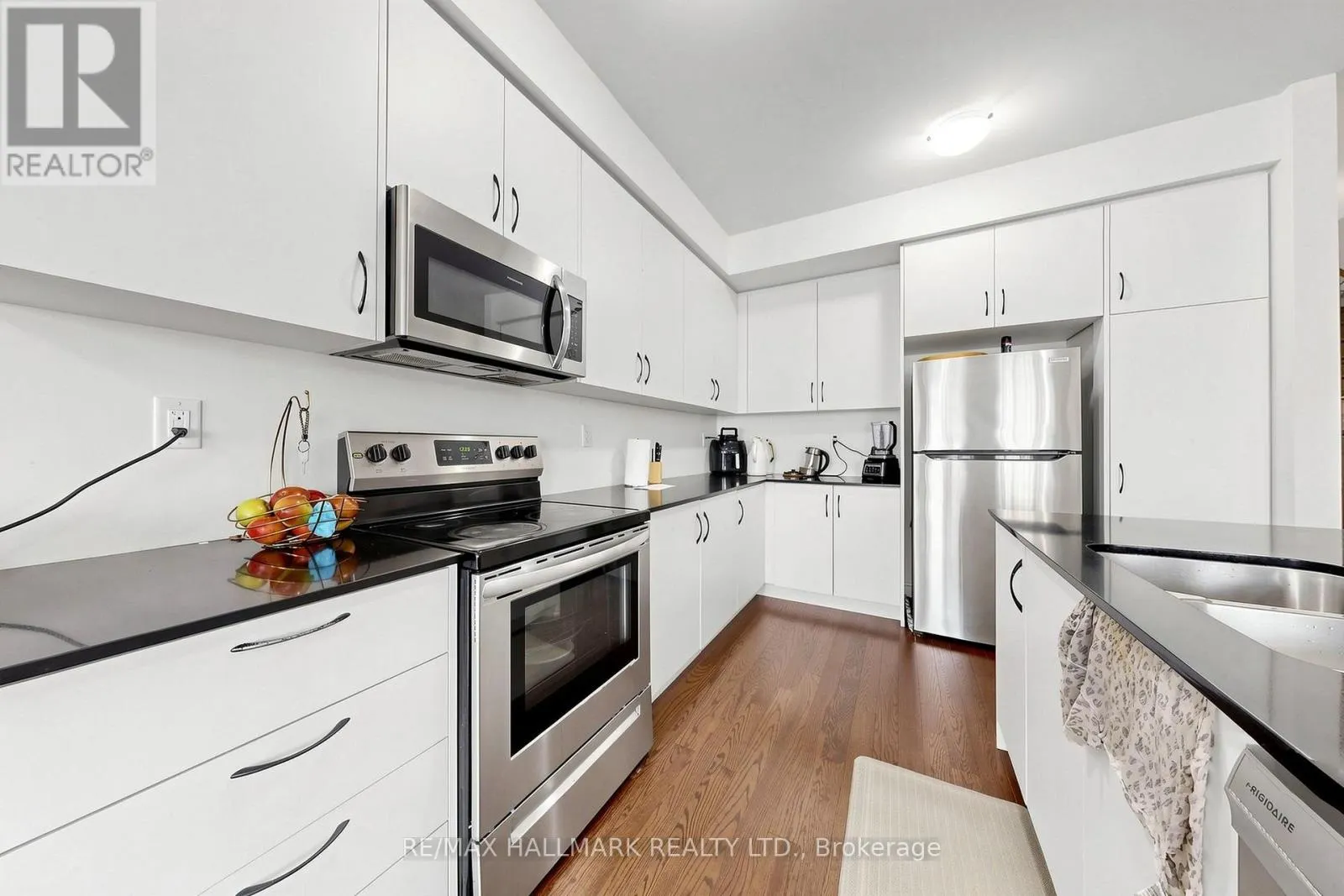 37 VELVET DRIVE