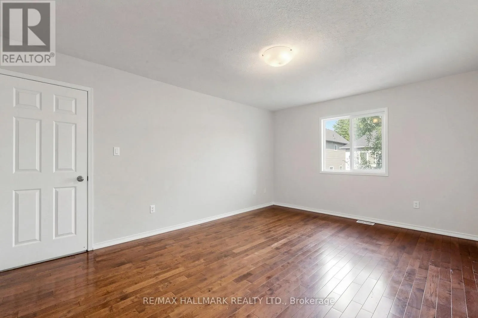 1140 BENEFORD ROAD