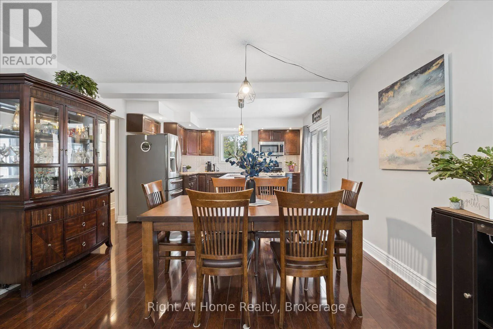 1145 VALLEY COURT