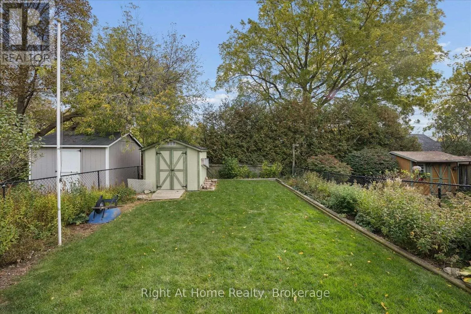 1145 VALLEY COURT