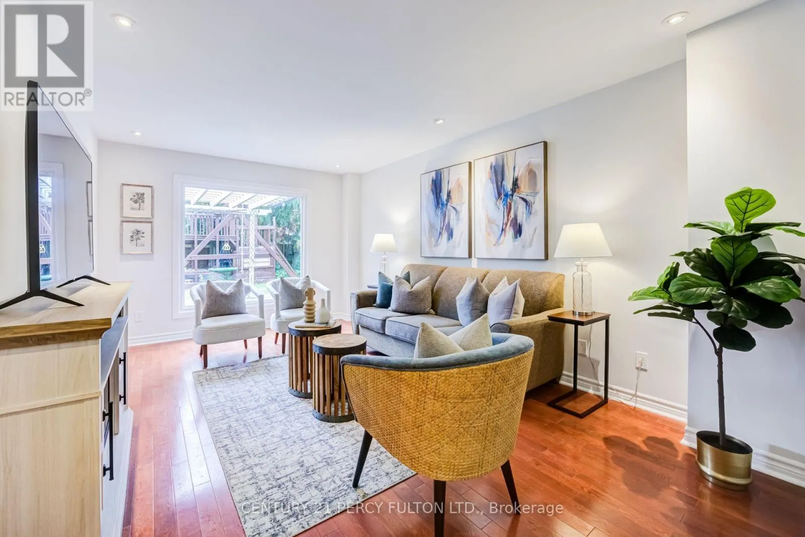 608 BECKWORTH SQUARE