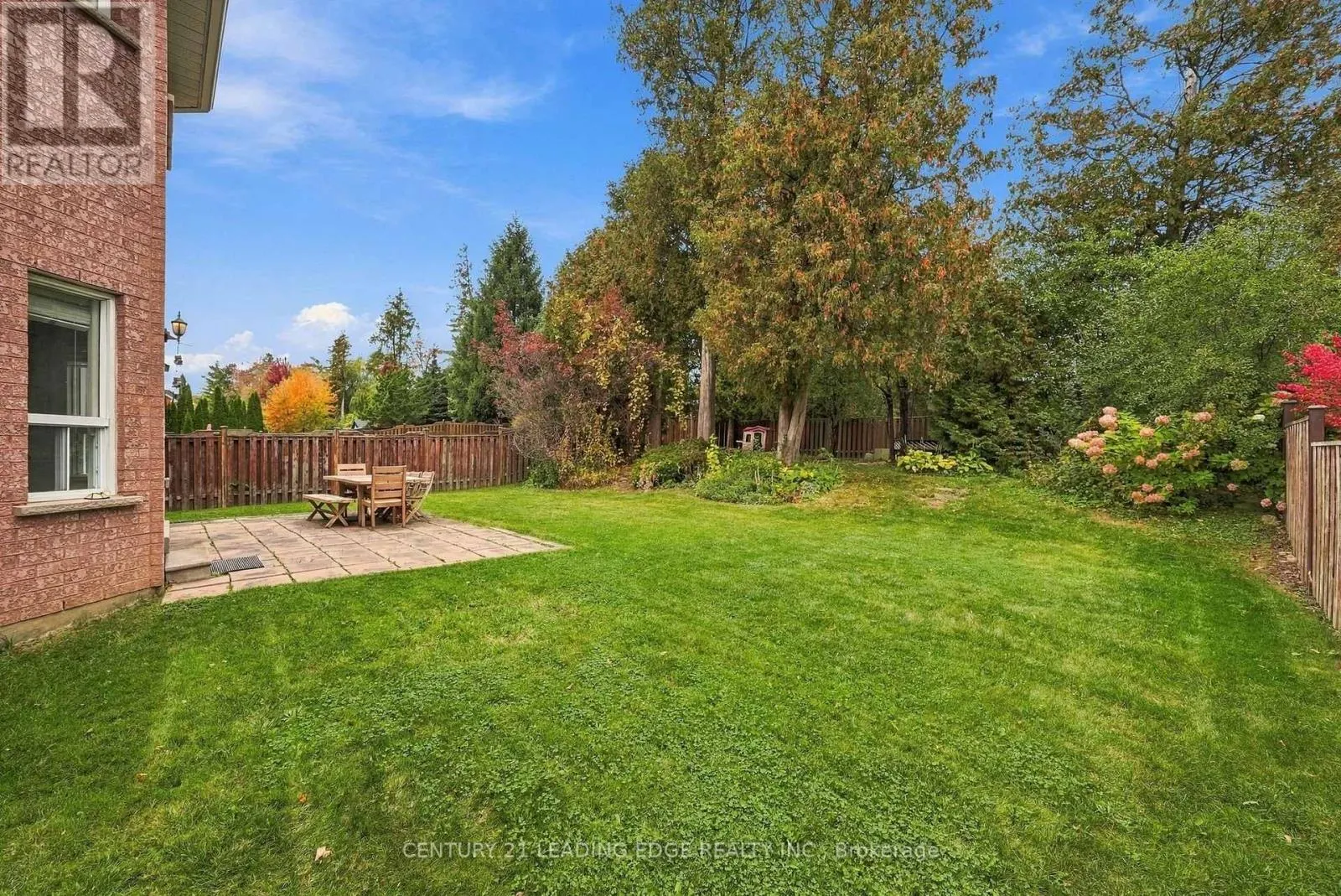 1629 VALLEY RIDGE CRESCENT