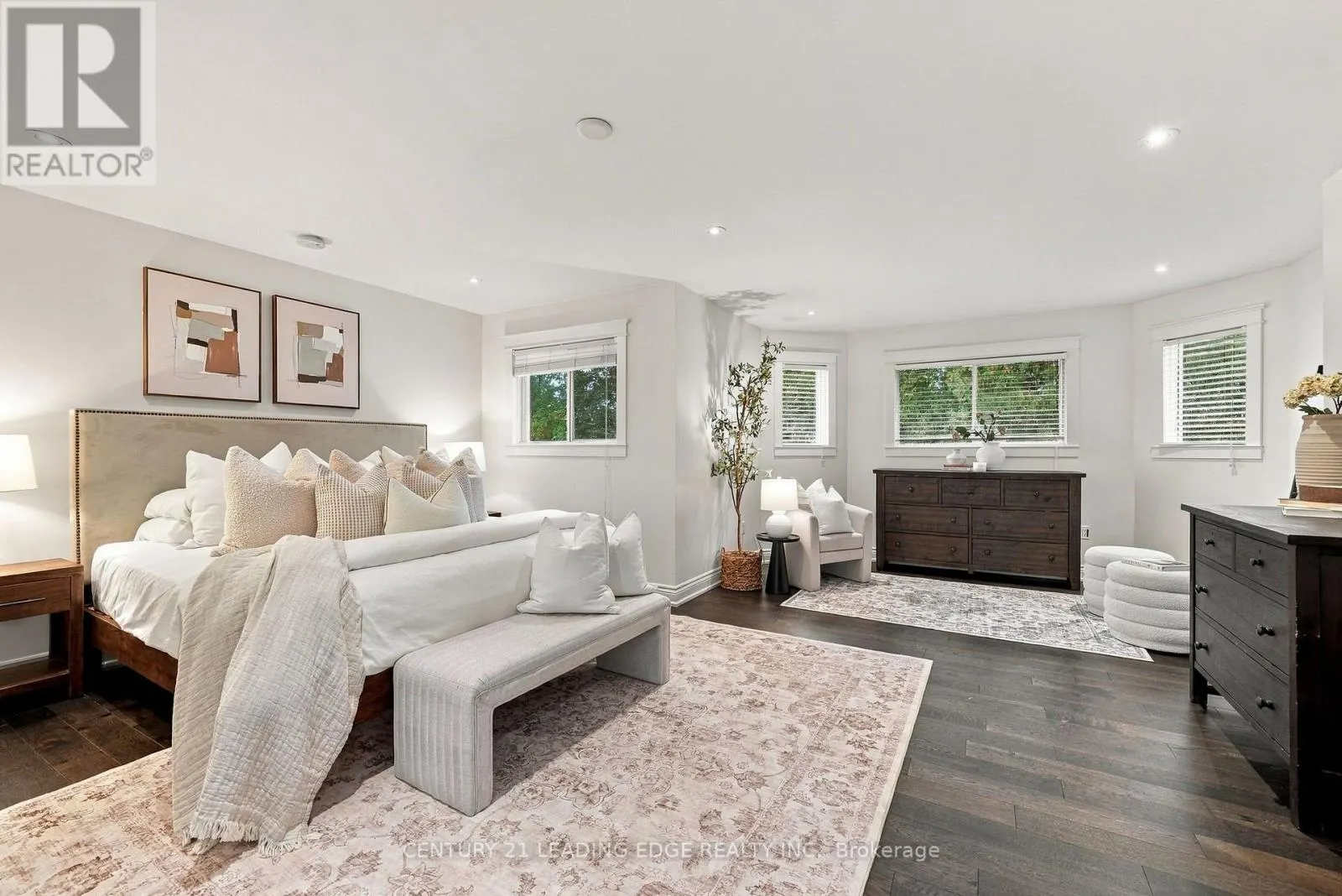 1629 VALLEY RIDGE CRESCENT