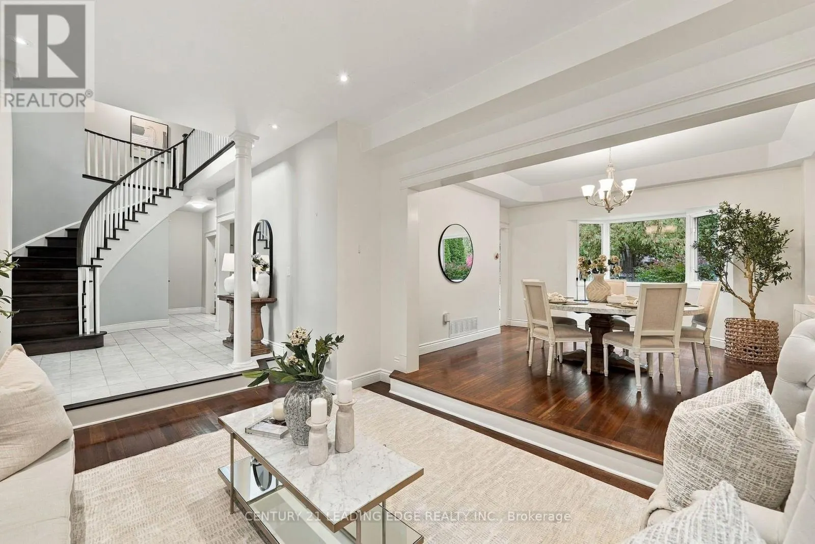 1629 VALLEY RIDGE CRESCENT