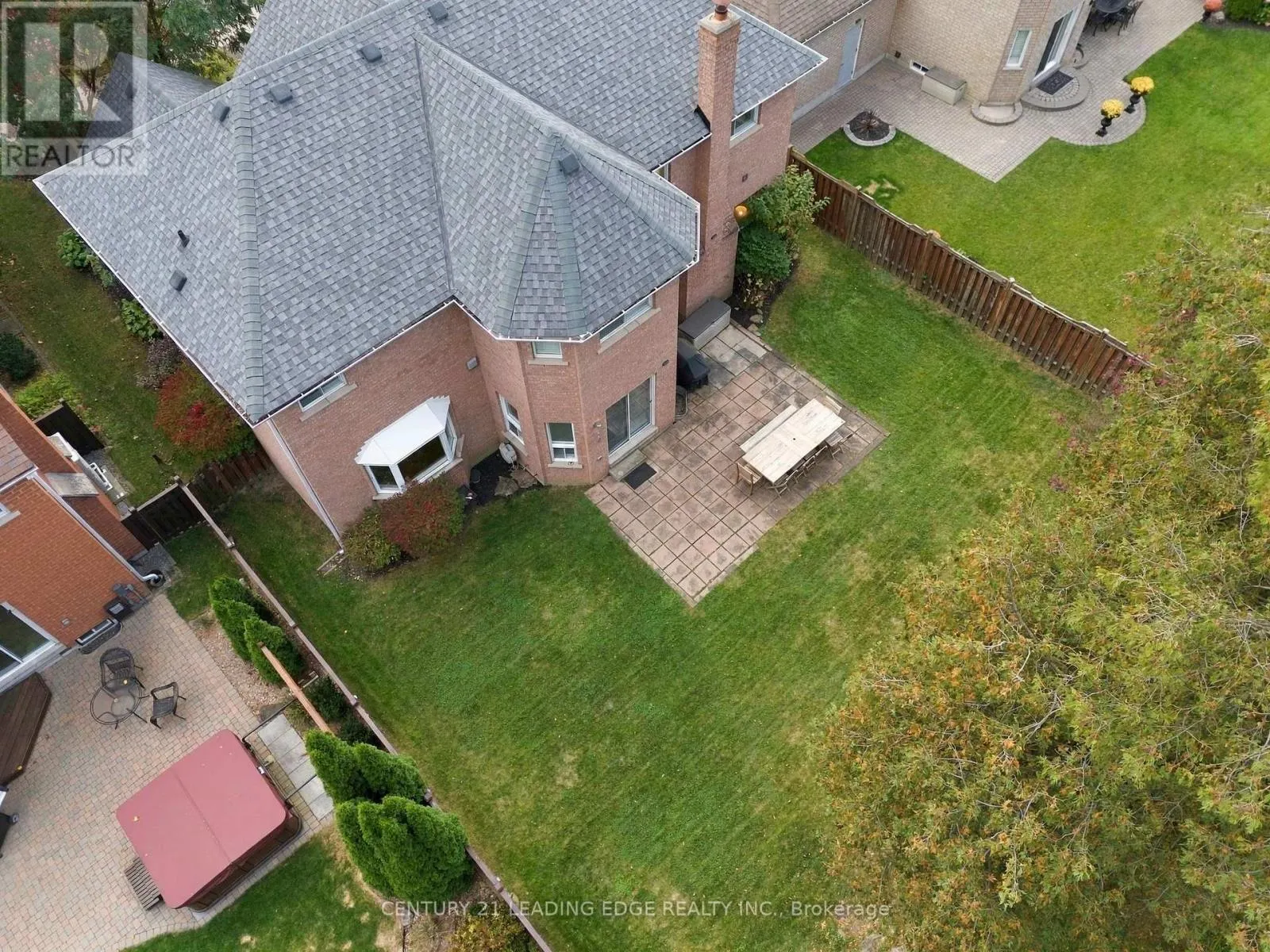 1629 VALLEY RIDGE CRESCENT