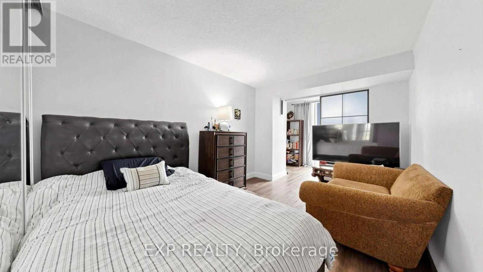 703 - 1655 PICKERING PARKWAY