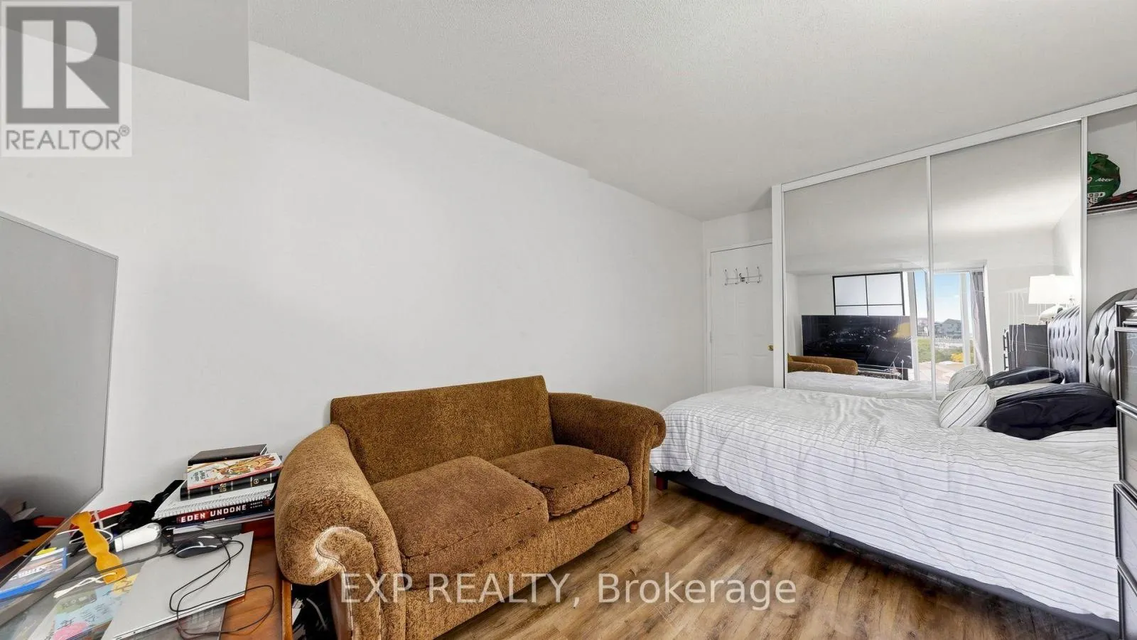 703 - 1655 PICKERING PARKWAY