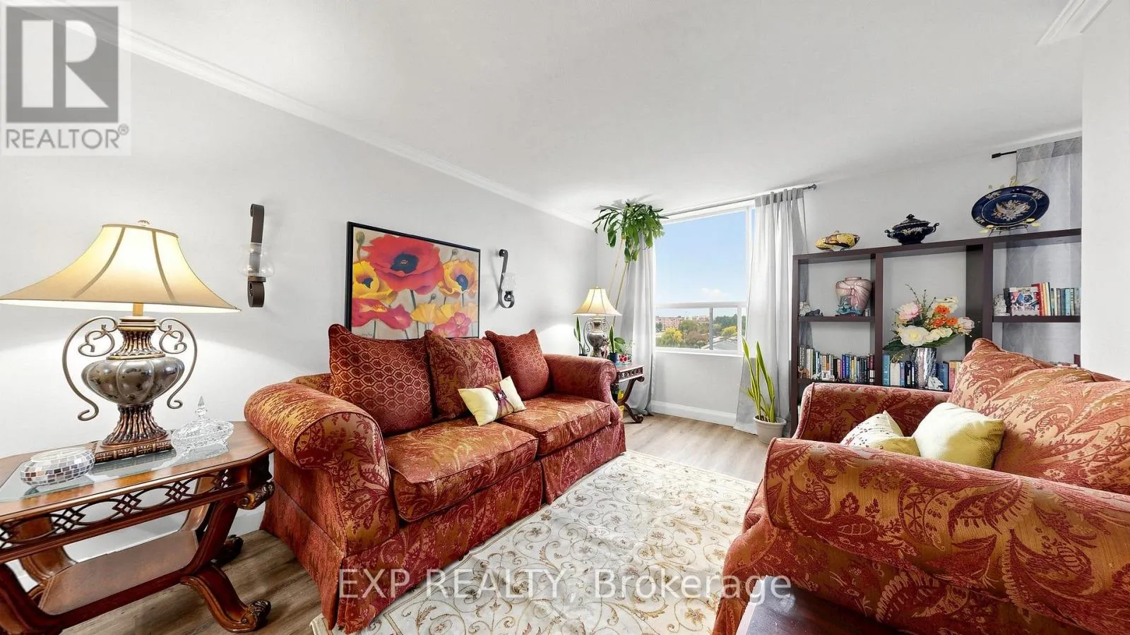 703 - 1655 PICKERING PARKWAY