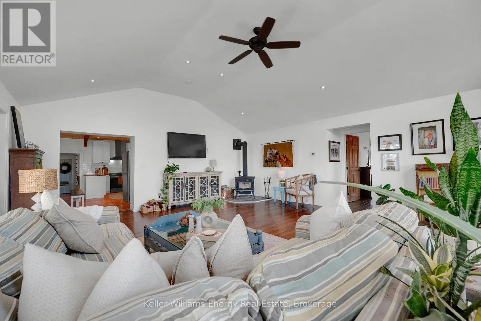 7483 BETHESDA ROAD