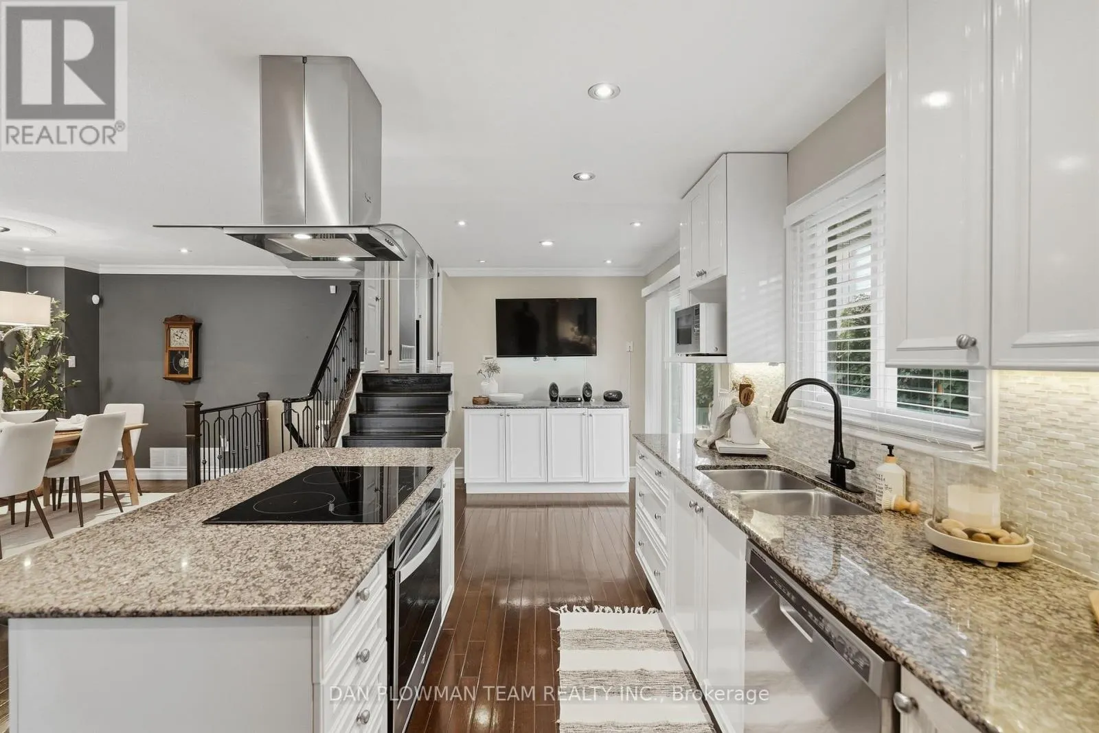 77 HIALEAH CRESCENT