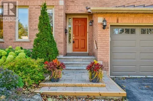 5 LOFTHOUSE DRIVE