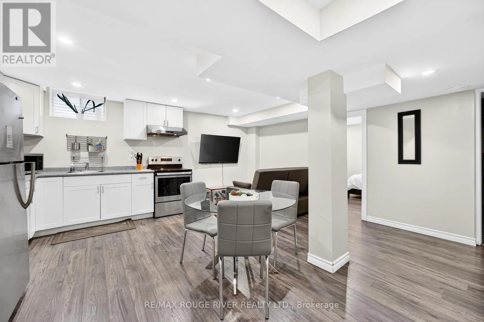 1510 ELMSLEY DRIVE