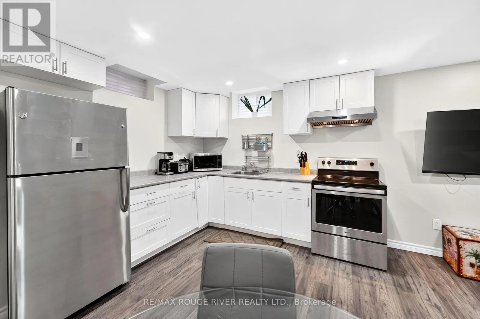 1510 ELMSLEY DRIVE