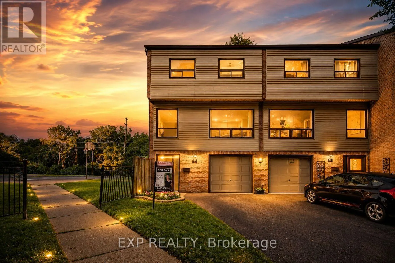 64 PARKLANE CIRCLE