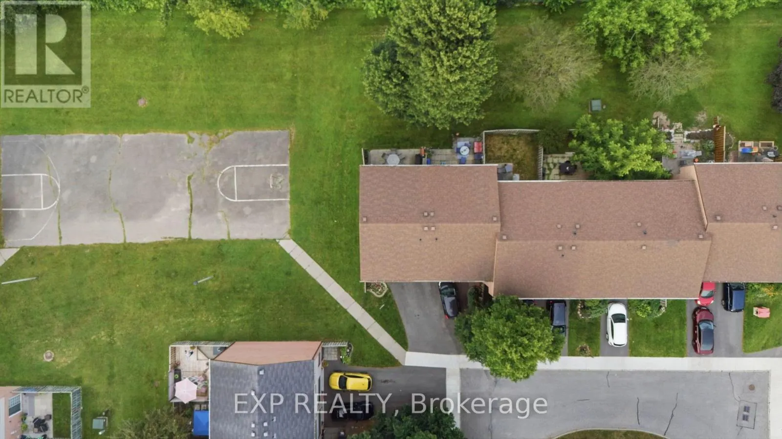 64 PARKLANE CIRCLE