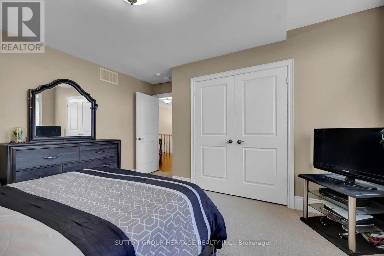 25 CHARTERHOUSE DRIVE