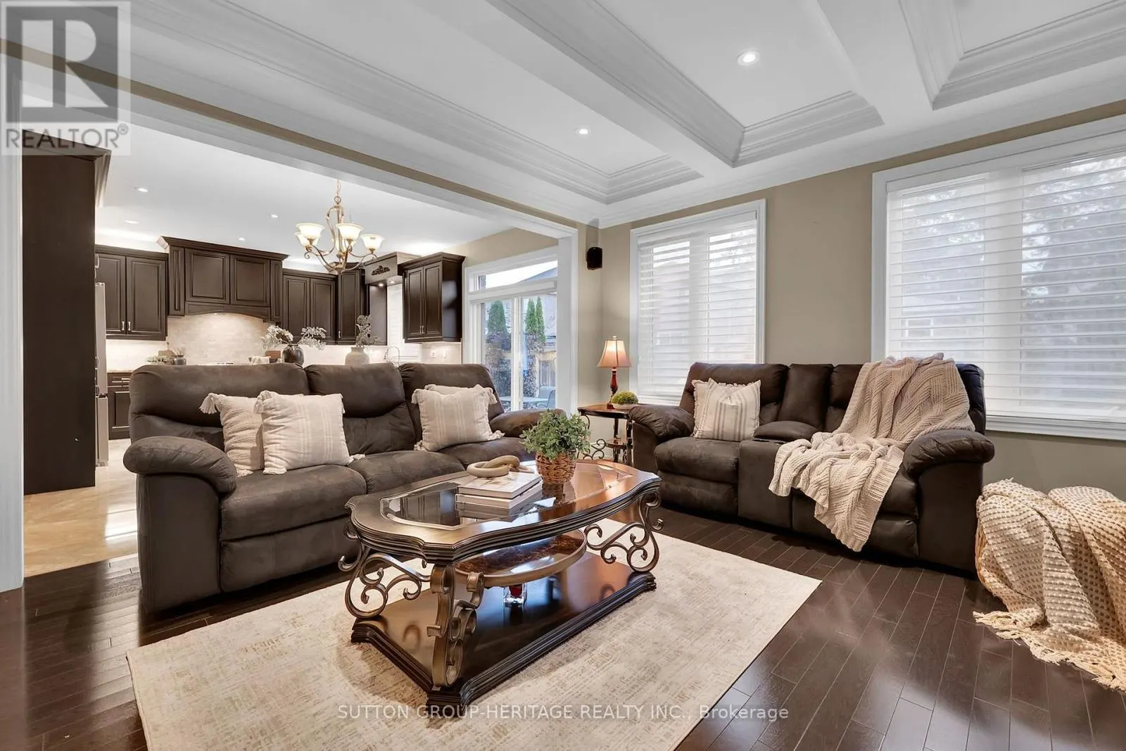 25 CHARTERHOUSE DRIVE
