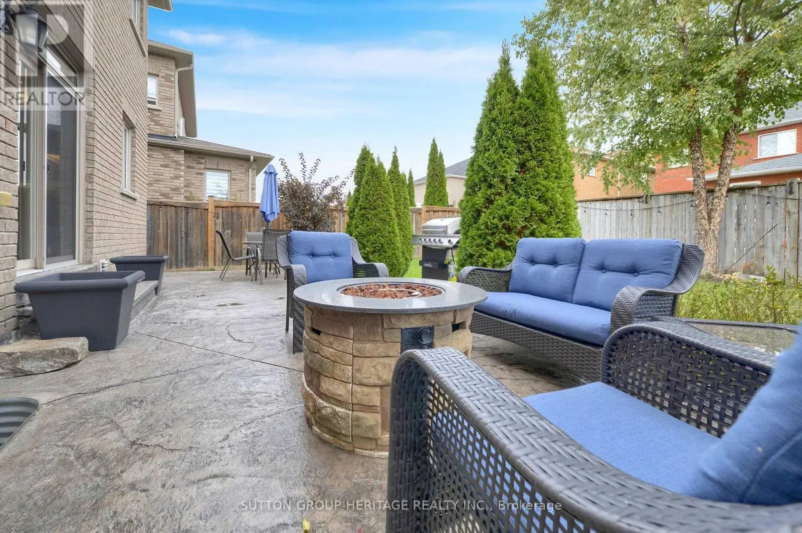 25 CHARTERHOUSE DRIVE