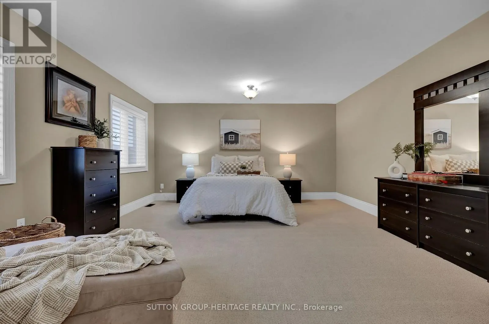25 CHARTERHOUSE DRIVE