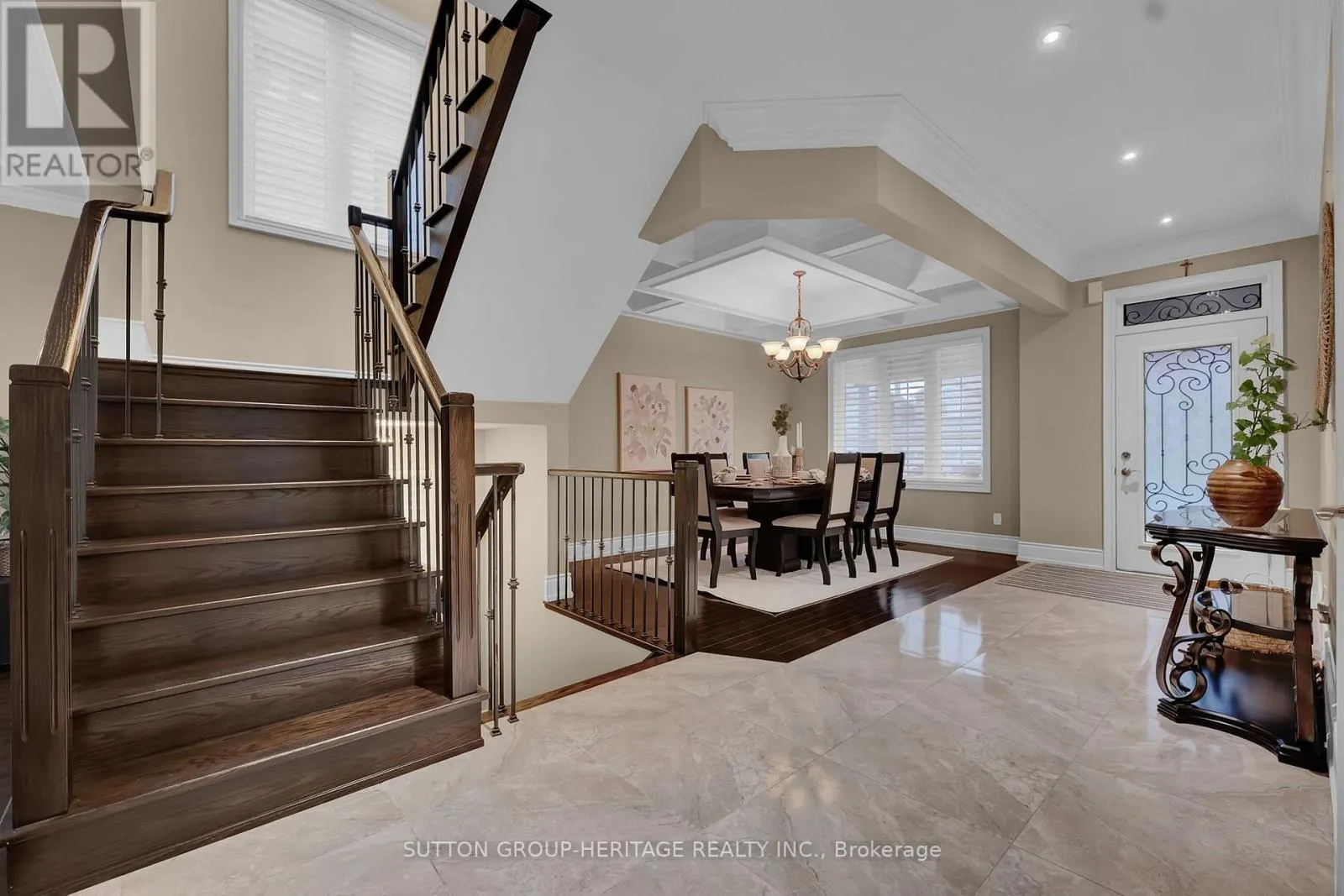 25 CHARTERHOUSE DRIVE