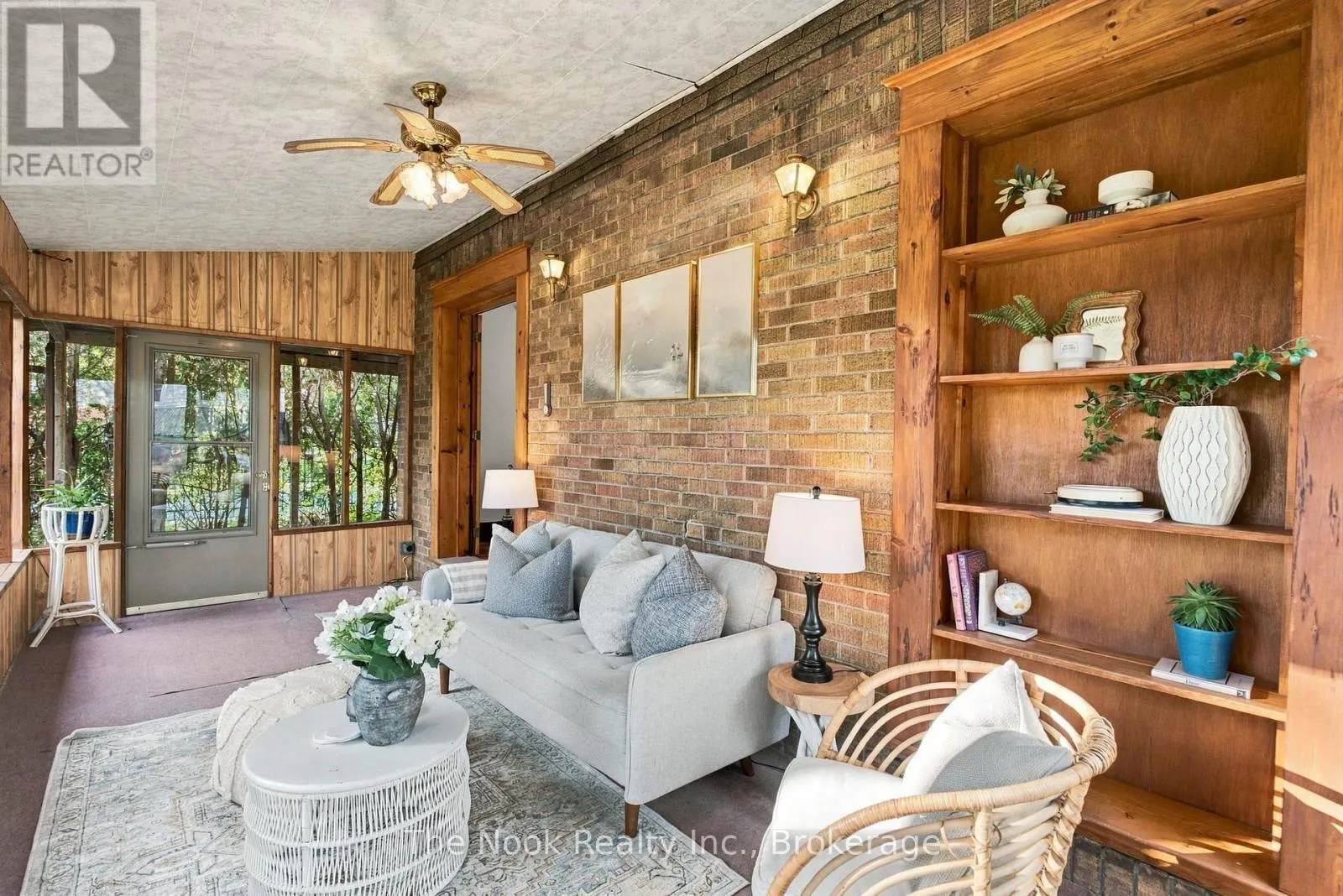5 GRANTS LANE