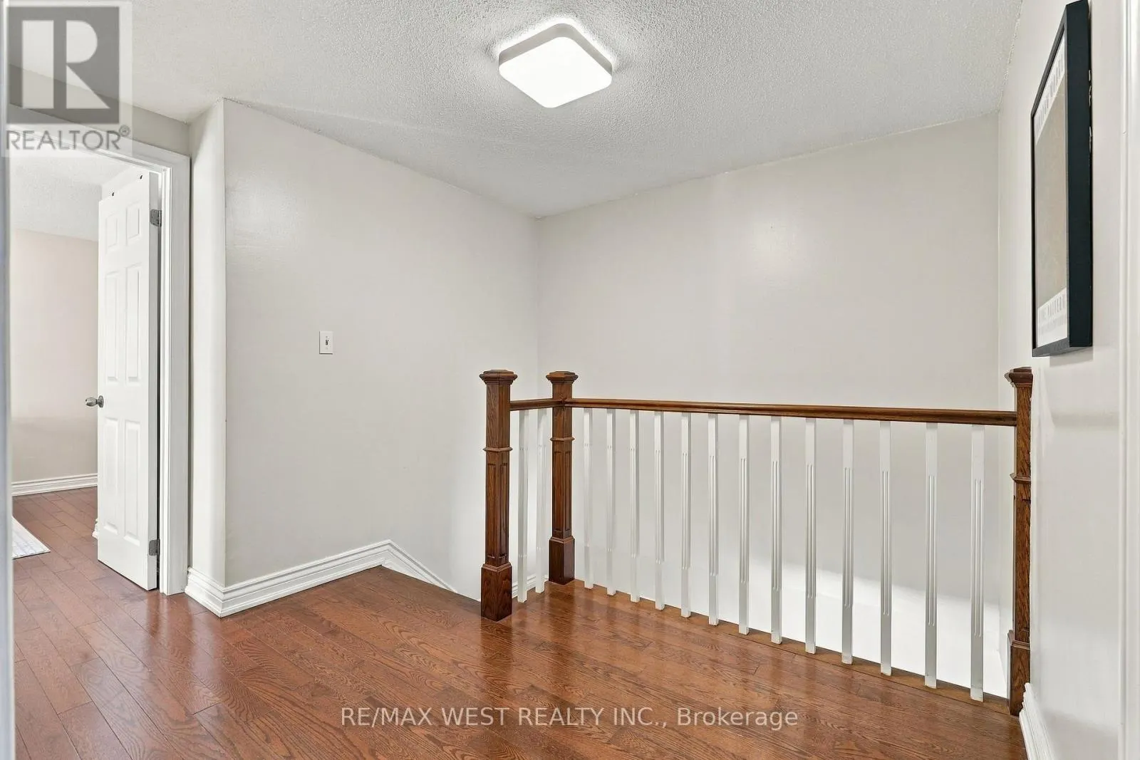 12 WAVERLY STREET S