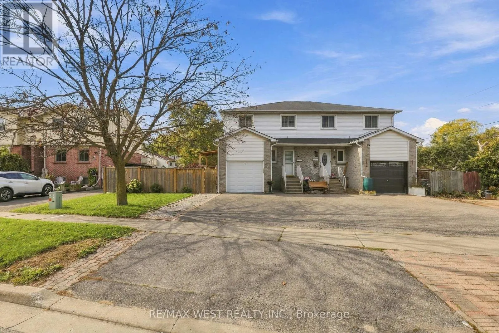 12 WAVERLY STREET S