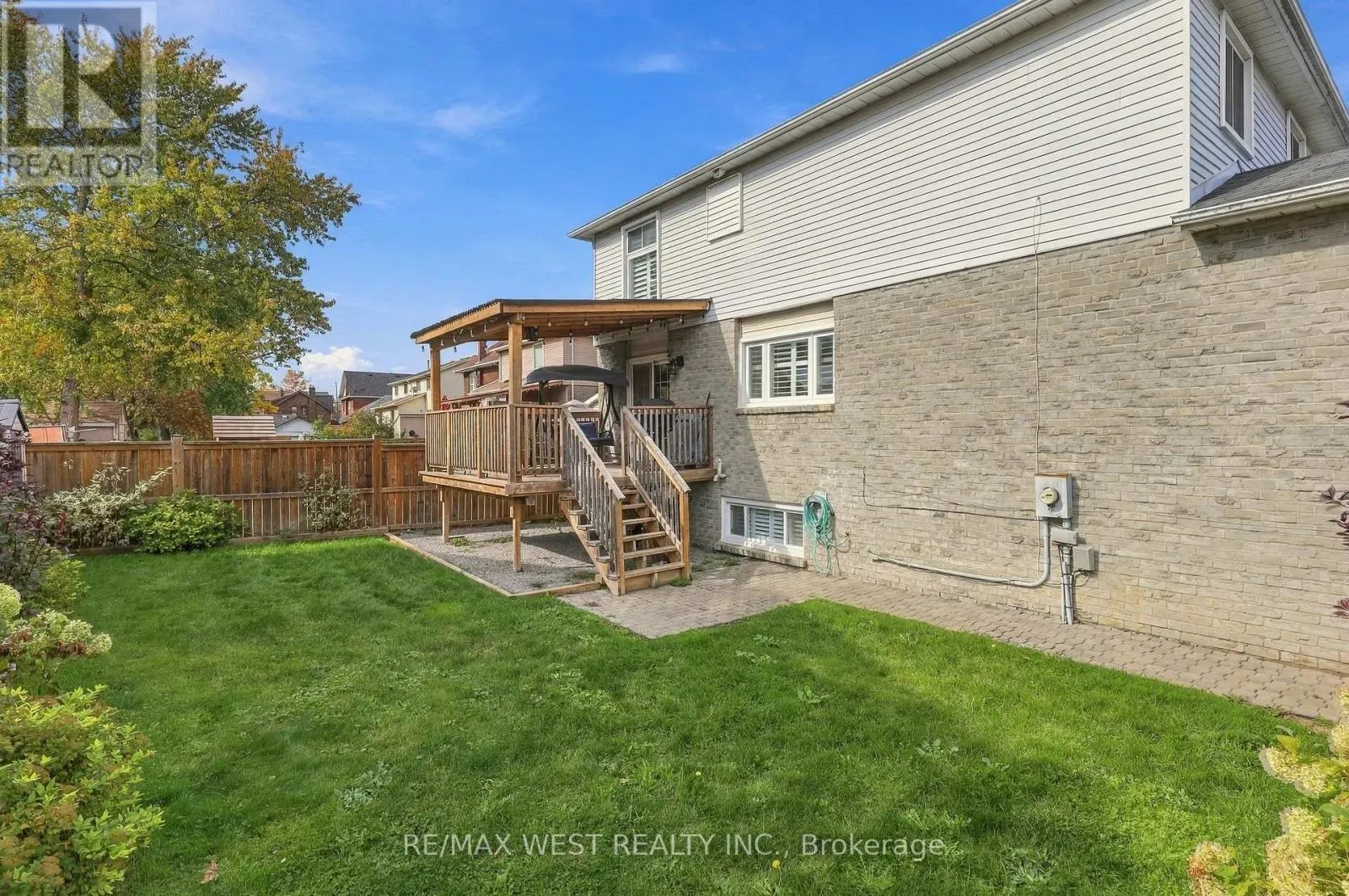 12 WAVERLY STREET S