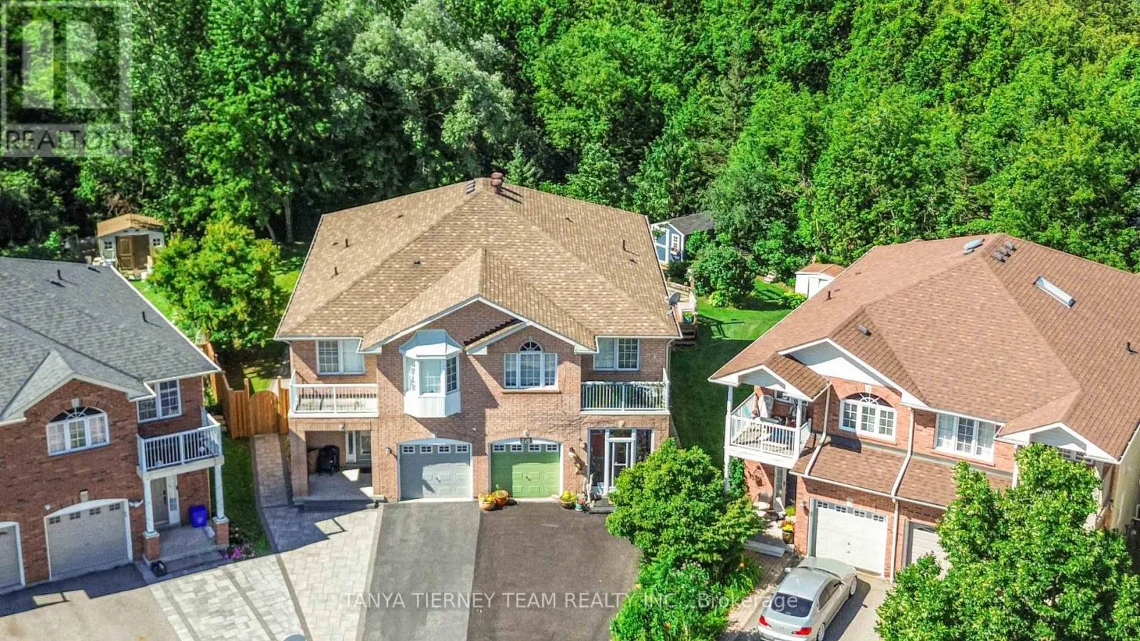 228 SHADOW PLACE